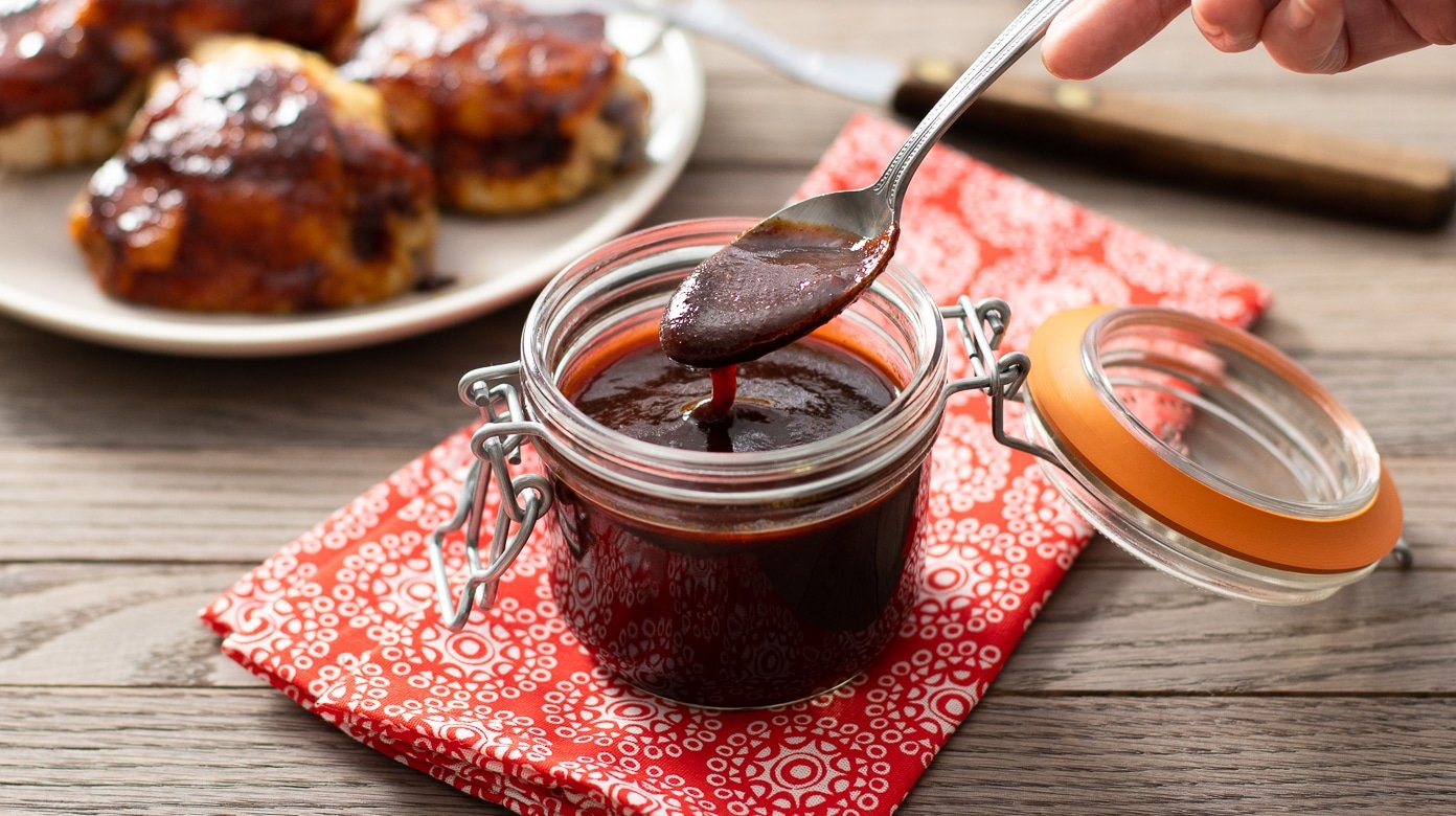 how to darken bbq sauce