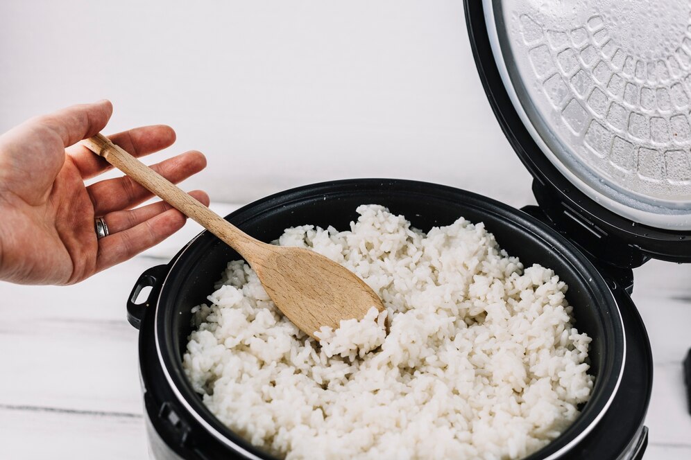 how to cook calrose rice in a rice cooker