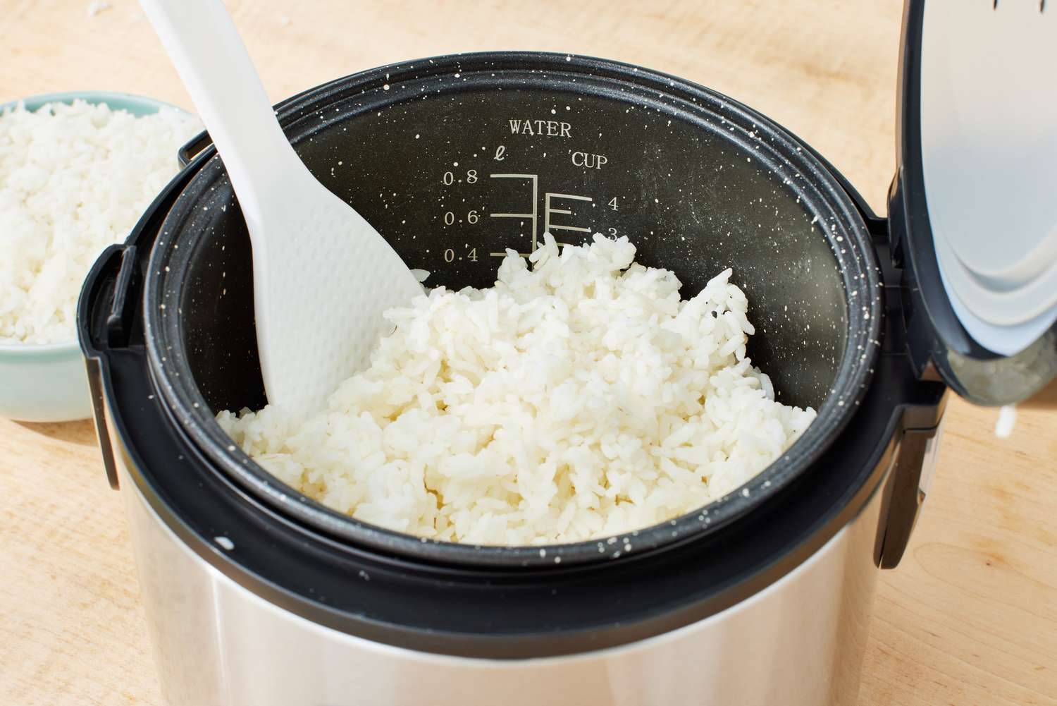 how to remove rice stuck in rice cooker
